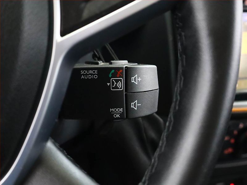 Dacia Sandero (2017) Stepway 1.5 dCi, Navi - fotka 16 z 16