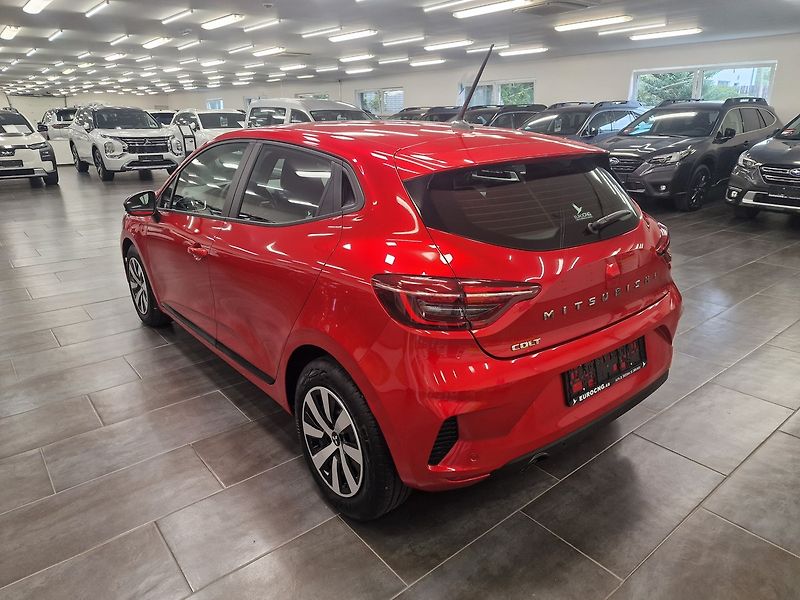 Mitsubishi Colt (2024) Invite+ 67 kW 2024 800km - fotka 5 z 60