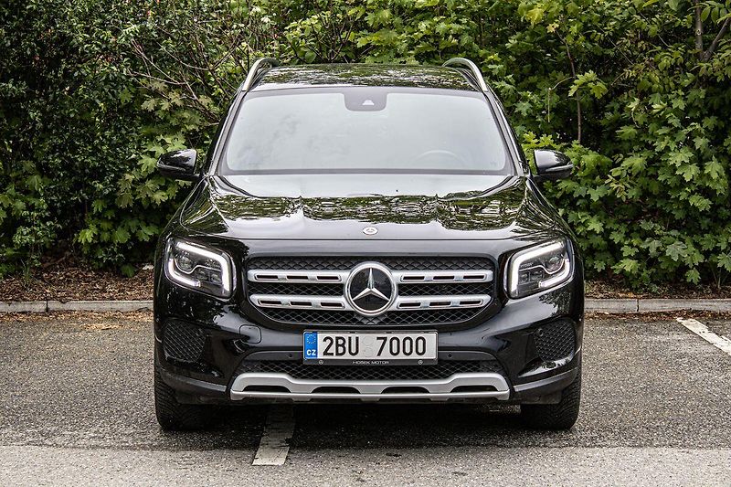 Mercedes-Benz GLB - fotka 2 z 37