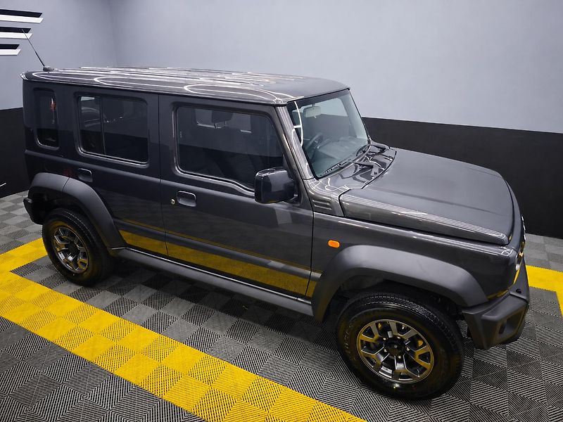 Suzuki Jimny (2025) 1.5 GLX AUTOMAT, 4X4 LONG - fotka 4 z 28