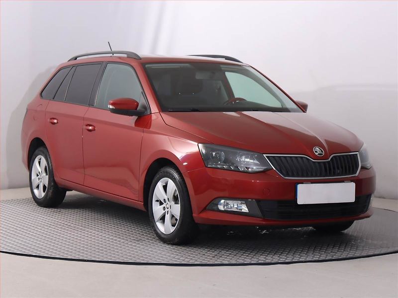 Škoda Fabia (2016) Ambition 1.2 TSI, Serv.kniha - fotka 1 z 16