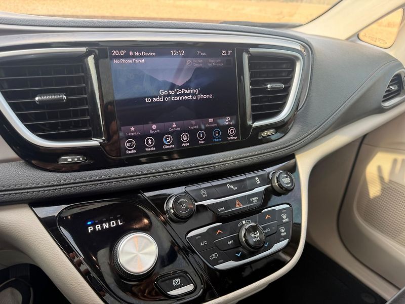 Chrysler Pacifica (2018) 3,6 RU Panorama Limited 2018 - fotka 18 z 20