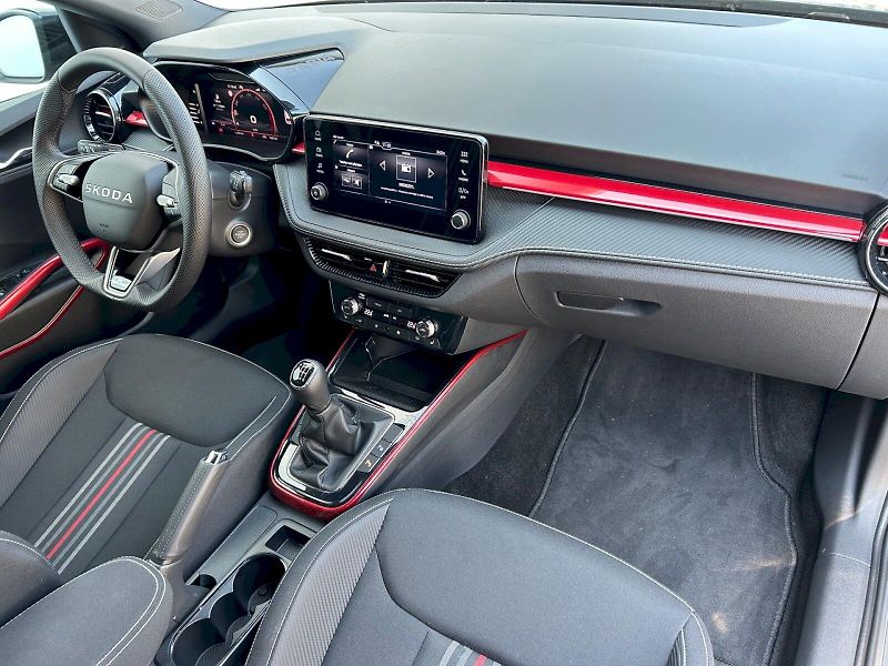 Škoda Fabia (2025) Monte Carlo 1.0 TSI 85 kW - fotka 14 z 32