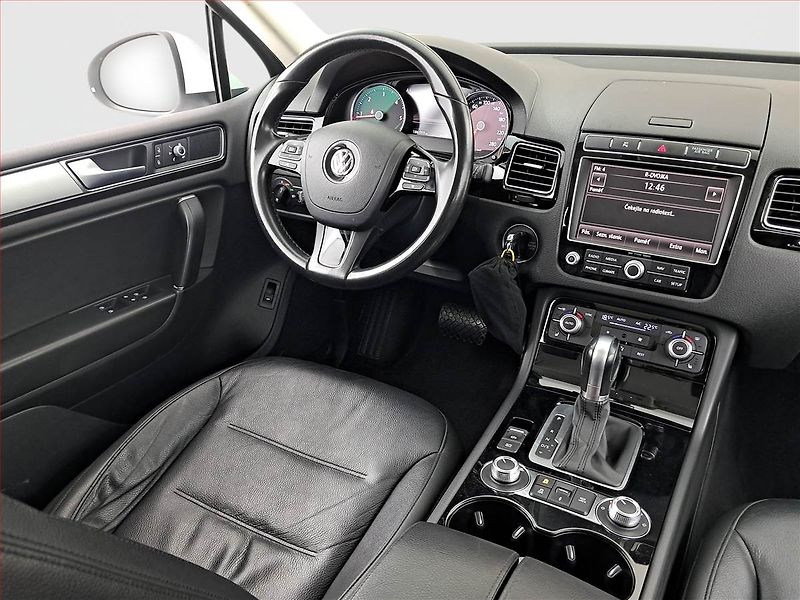 Volkswagen Touareg (2016) 3.0 TDI - fotka 7 z 22