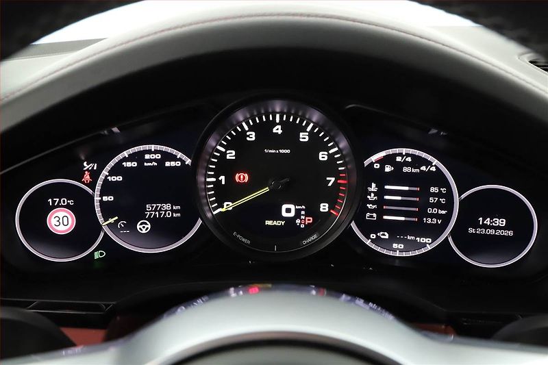 Porsche Cayenne (2020) E-Hybrid - fotka 9 z 22