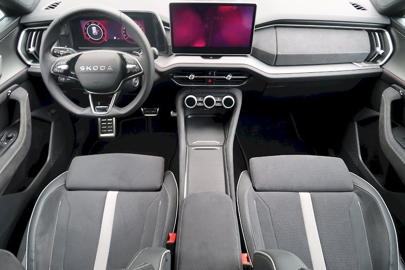 Škoda Kodiaq (2025) SposrtLine 2,0 TDi/142 kW 4X4 - fotka 5 z 32