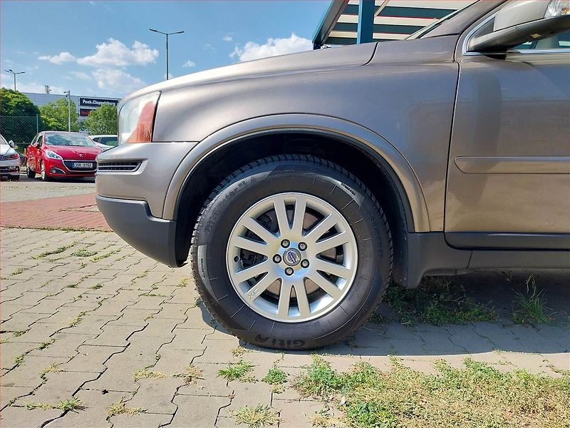 Volvo XC90 (2009) D5, 4X4, Automat, Xenony - fotka 14 z 15