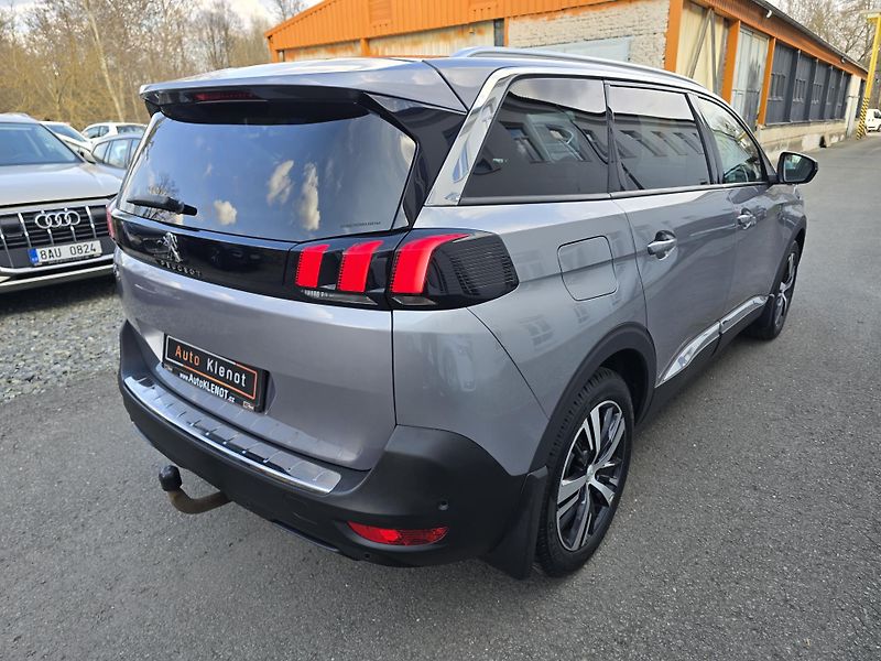 Peugeot 5008 1,5 HDI ALLURE 7-MÍST NAVI DPH - fotka 4 z 46