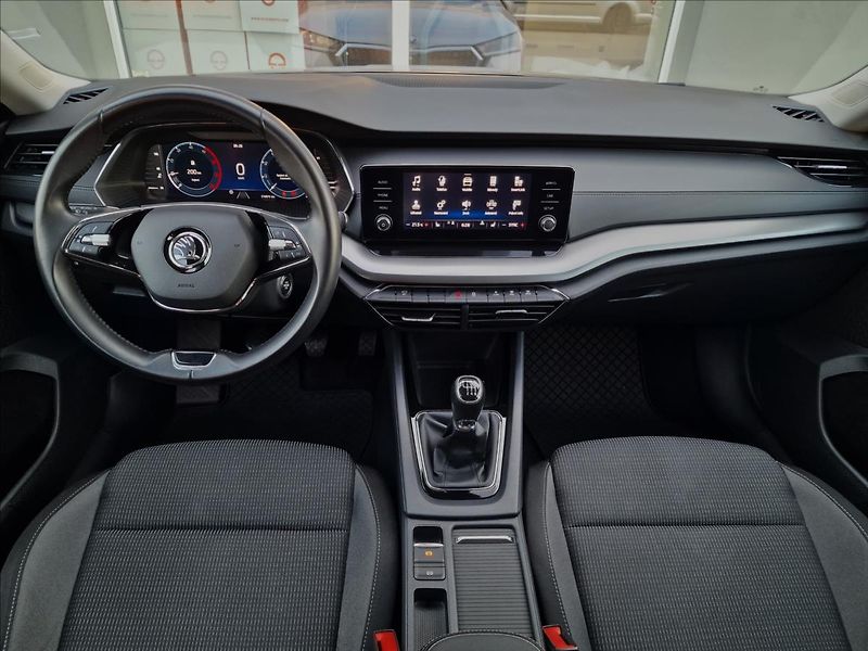 Škoda Octavia 2.0TDI Combi, původ ČR,1.Maj. - fotka 24 z 50