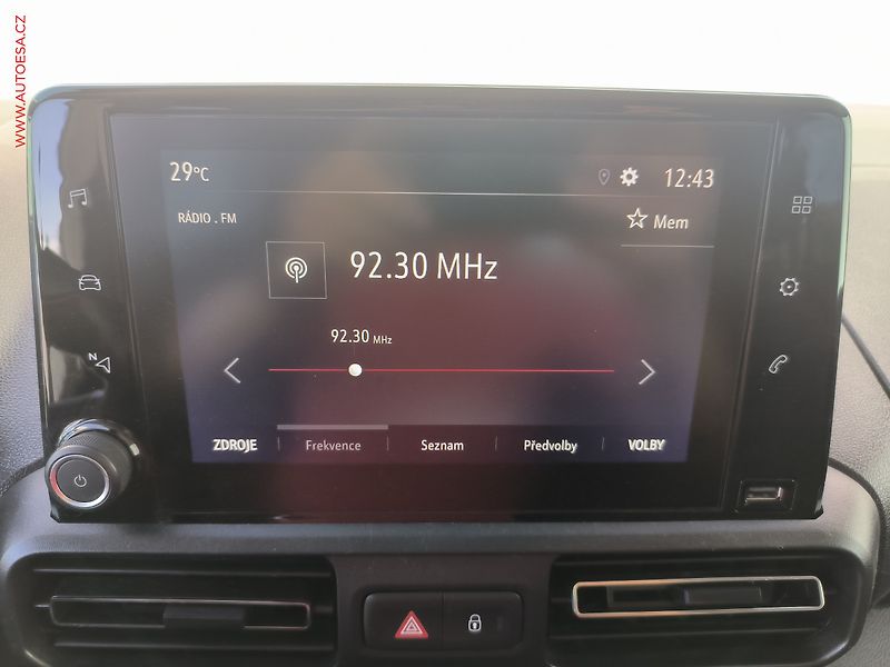 Opel Combo (2022) 1.5CDTi, 1.maj,ČR, Elegance - fotka 11 z 19