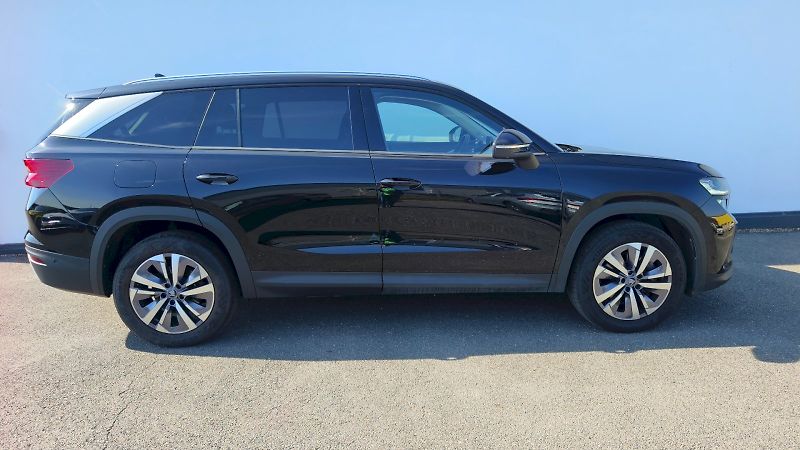 Škoda Kodiaq (2025) EXCLUSIVE SELEC 4X4 TD 142/2.0 - fotka 6 z 42