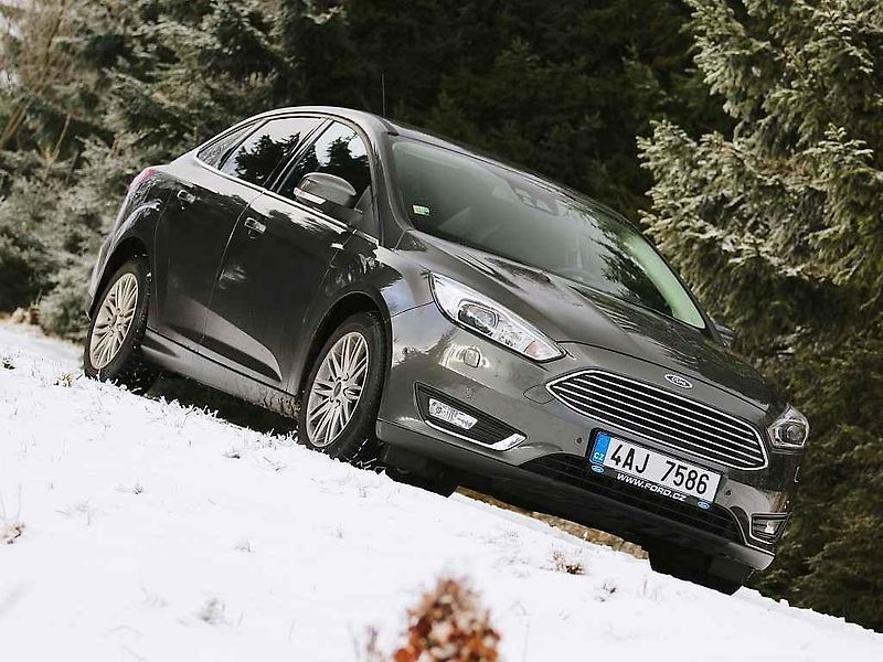 Ford Focus Sedan.