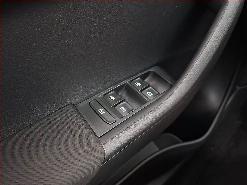 Škoda Fabia (2017) 1.2 TSI, Tempomat - fotka 17 z 17