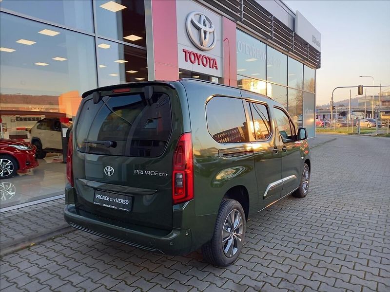 Toyota ProAce City Verso 1,2 L1 Family 1,2 MT6 5S - fotka 2 z 2