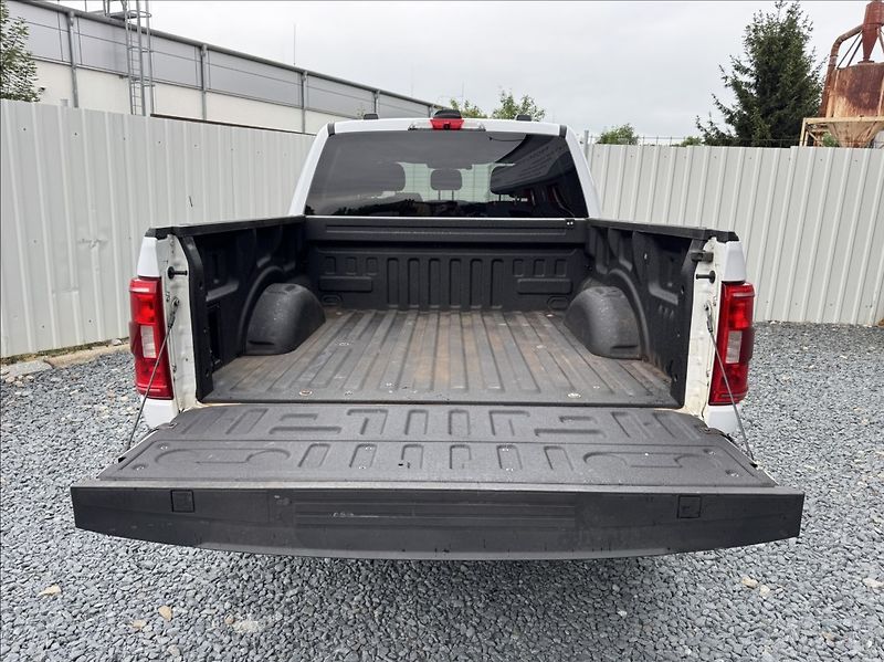 Ford F-150 5,0 V8 298kW - fotka 12 z 50