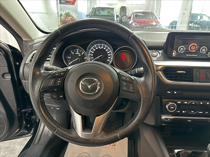 Mazda 6 2,2   D 1.MAJITEL 1.ROK ZÁRUKA - fotka 8 z 41