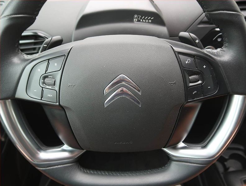 Citroën C4 SpaceTourer (2019) 1.6 PureTech, Automat - fotka 16 z 19