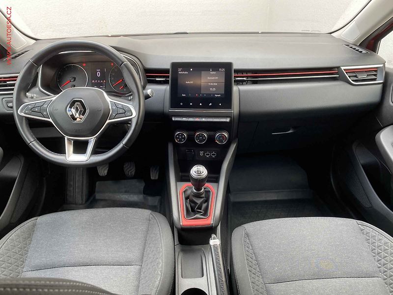 Renault Clio (2020) 1.0 TCe, 2.maj,ČR, STK5/28 - fotka 8 z 17