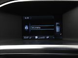 Volvo V60 2,4 D4 AT AWD R-Desing ČR - náhled 10