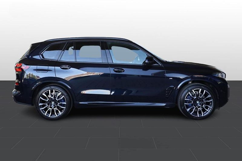 BMW X5 xDrive50e - fotka 7 z 35
