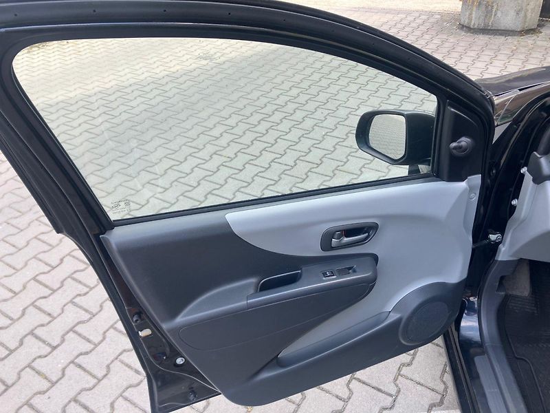 Suzuki Alto 1,0i(50kW)*STK DO 6/2028* - fotka 14 z 15