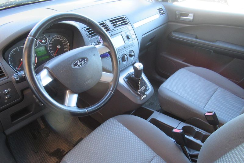 Ford C-MAX 1.8i NA OPRAVU NEBO ND - fotka 10 z 19