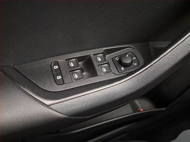 Škoda Karoq (2020) Ambition Plus 2.0 TDI - fotka 19 z 20
