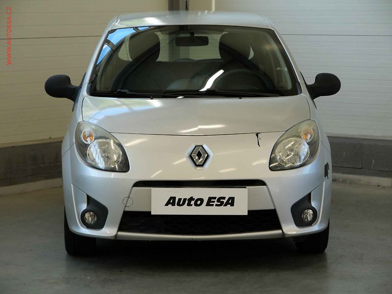 Renault Twingo (2010) 1.2i, 2.maj - fotka 2 z 17