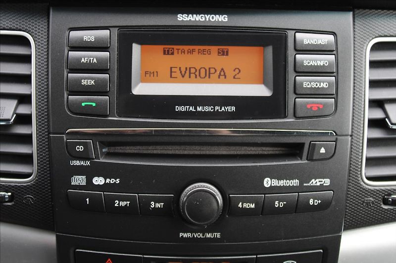 SsangYong Korando 2,0 D20T  AUTOMAT,4x4,TAŽNÉ - fotka 11 z 27