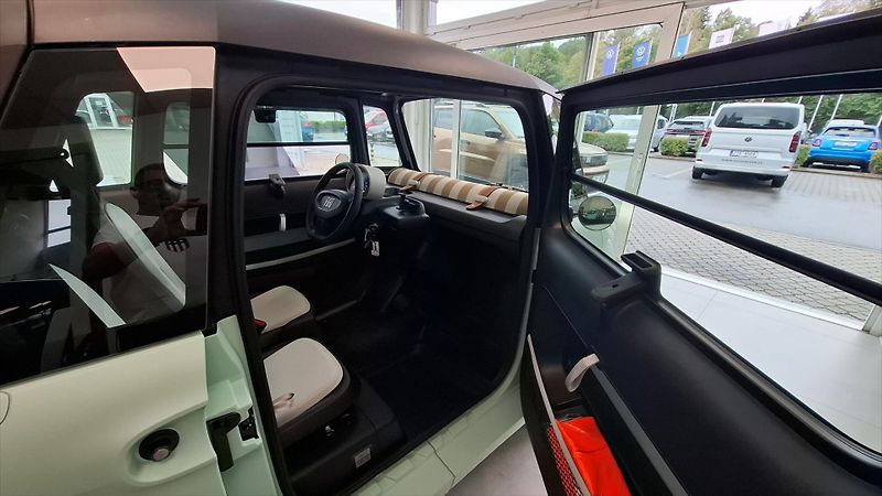 Fiat Topolino (2026) Dolce Vita  L6e - od 15 let - fotka 7 z 9