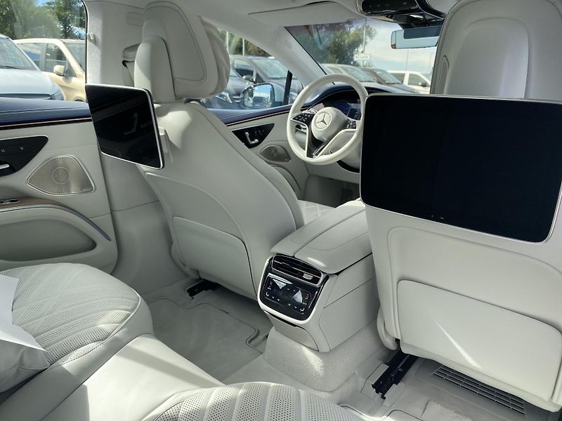 Mercedes-Benz EQS EQS 580 4MATIC AMG - fotka 14 z 24