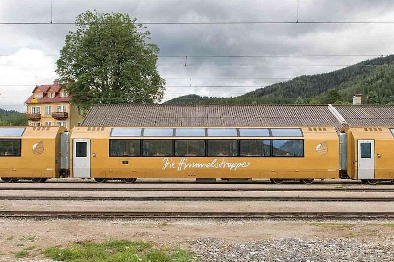 Trať vede i po dvacítce viaduktů.