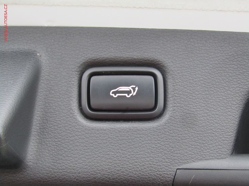 Kia Ceed (2022) 1.5 T-GDi, ČR, GT Line, AT - fotka 21 z 22