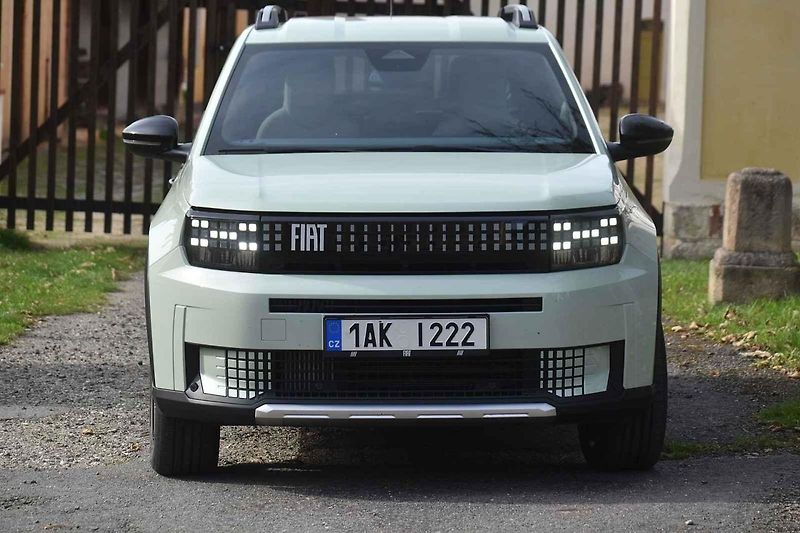 Fiat Grande Panda bude pro dvou až tříčlenné rodiny dobrým společníkem.