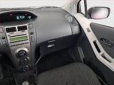 Toyota Yaris (2009) 1.0 VVT-i, nová STK - náhled 8