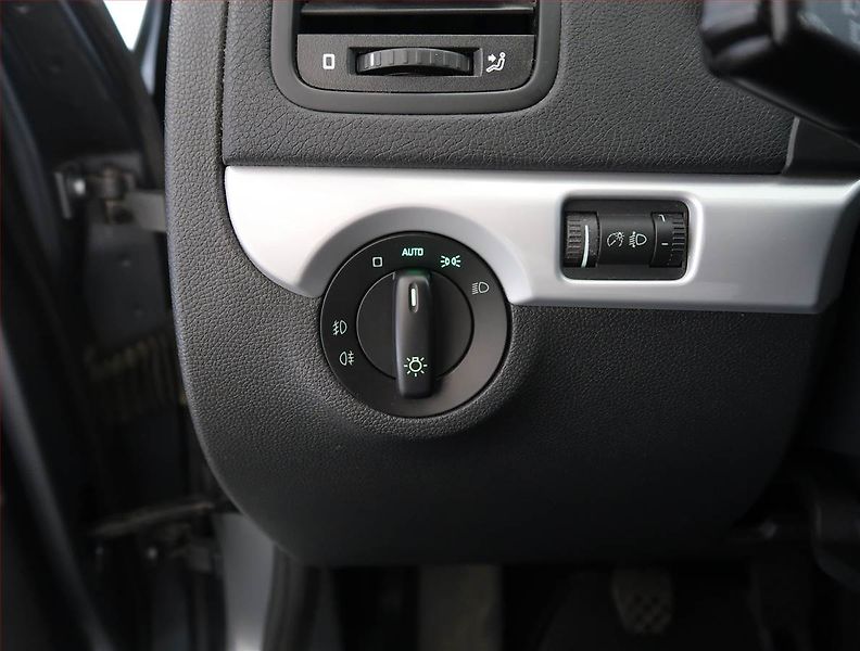 Škoda Yeti (2011) 2.0 TDI, 4X4, Serv.kniha - fotka 19 z 19
