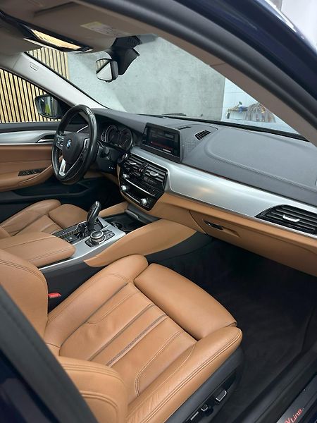 BMW Řada 5 (2019) spolehlivé a bezpečné auto - fotka 3 z 6