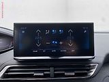 Peugeot 3008 (2023) 1.2 PT, Allure, LED, navi - náhled 17