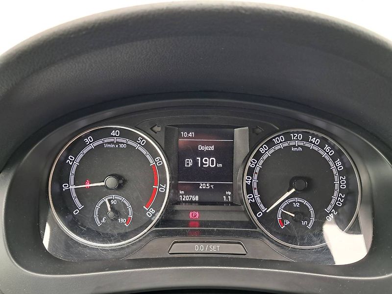 Škoda Rapid (2019) STYLE 1.0 TSI / 70 kW  M5 - fotka 9 z 24