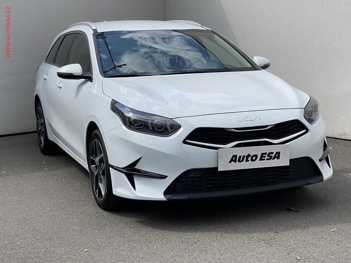 Kia Ceed 1.5 TGDi SW, ČR, TOP, LED