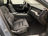 Volvo XC60 B4 AWD DARK PLUS AUT REZERVACE - náhled 23