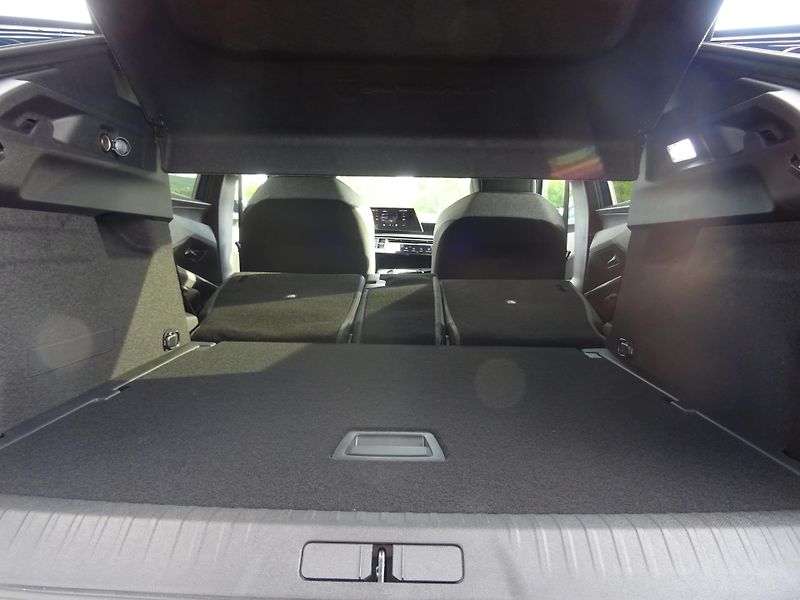 Peugeot 3008 (2026) ALLURE Hybrid 145k e-DCS6 - fotka 13 z 45