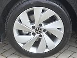 Volkswagen Golf 1,5 eTSi 110kW DSG Záruka2028 - náhled 21