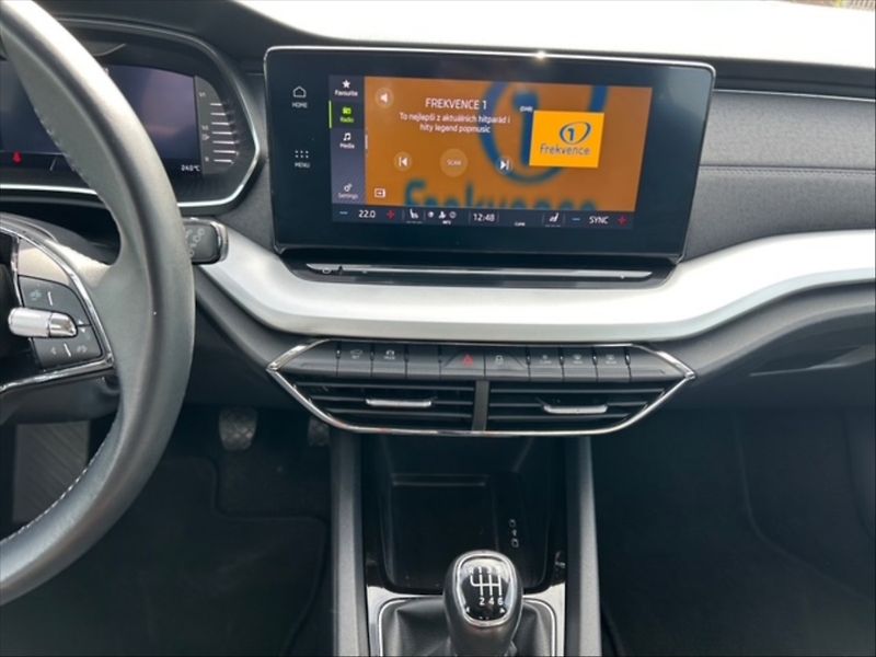 Škoda Octavia 1,5 TSI 110 Style - fotka 10 z 11
