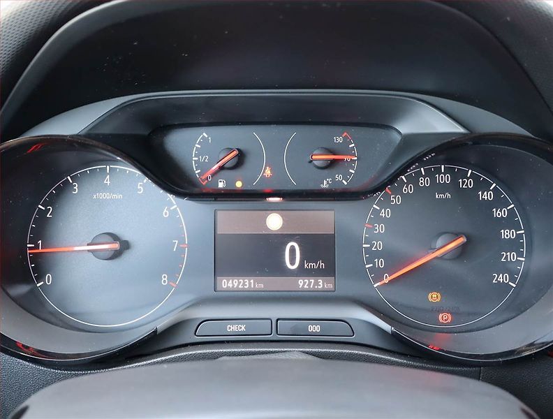 Opel Crossland X (2022) 1.2 Turbo, Serv.kniha, Kůže - fotka 11 z 22