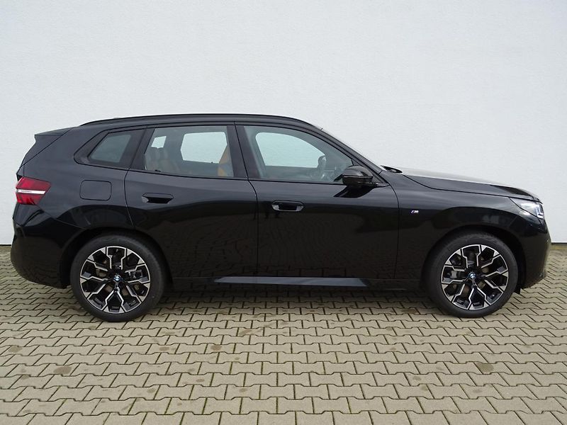 BMW X3 xDrive 40d - fotka 5 z 6