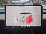 Tesla Model Y RWD 220kw TZ SOH 93,6 % - náhled 31