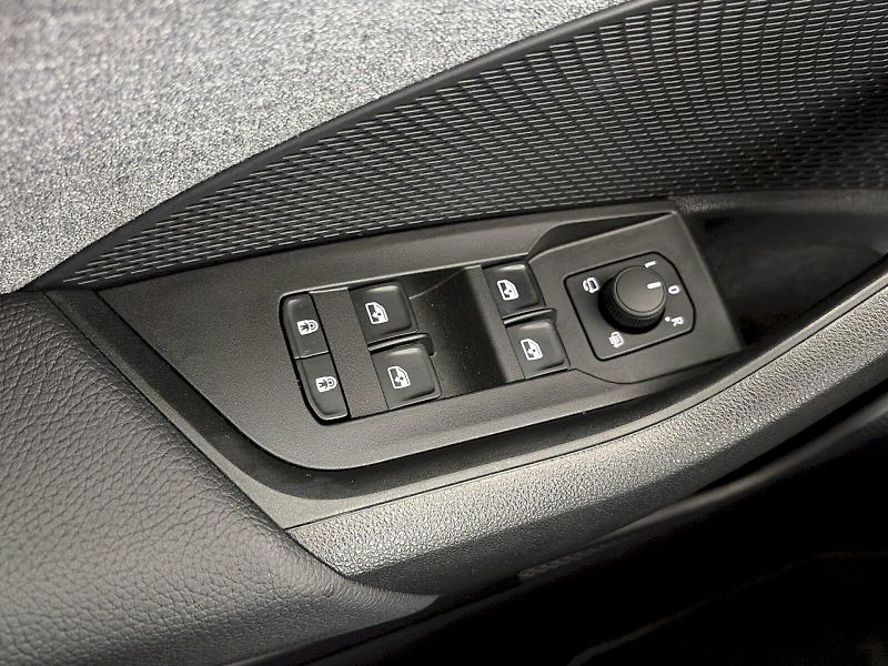 Škoda Octavia (2025) DSG 1.5TSI 110kW Top Selection - fotka 25 z 30