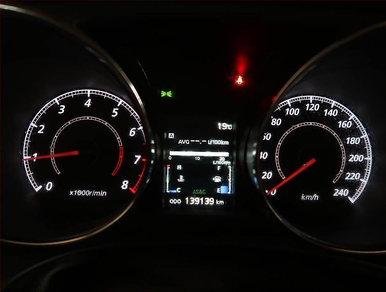 Mitsubishi ASX (2017) 1.6 MIVEC, LPG, ČR,1.maj - fotka 11 z 15
