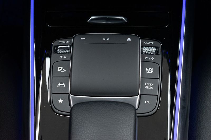 Mercedes-Benz GLA 200d 4MATIC*KEYLESS*ČR 1.MAJ* - fotka 24 z 46